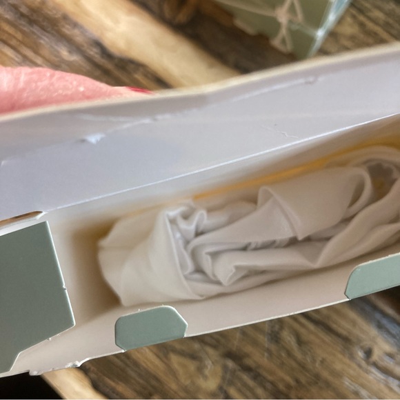 Ecotools satin sleep cap - Picture 6 of 6